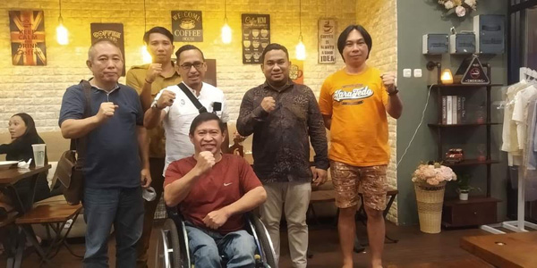 >> Ketua Harian NPC Sulut, Hilman Firmansyah Idrus saat bertatap muka dengan jajaran pengurus NPC Sulut.