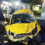 >> Mobil yang terlibat tabrakan.