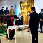 >> Pelantikan Aleg Boltim PAW Alamri Matiala.