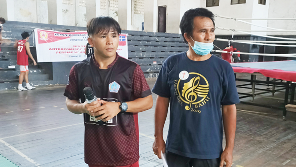 >> Reynaldi Bella bersama Marnex Berhimpong.