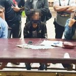 >> Tersangka diamankan barang bukti berupa kertas rekapan judi togel, handphone, buku tabungan, ATM dan uang tunai.