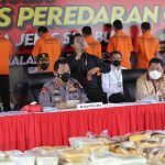 polisi-amankan-25-ton-sabu-jaringan-timur-tengah-9_169