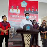 >> JAK saat konferensi pers usai memberikan klarifikasi kepada BK, Februari silam.