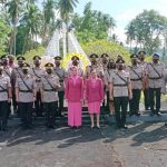 >> Jajaran Polres Sangihe ziarah ke TMP Tahuna.