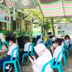 Para Siswa MTsN 1 saat mengikuti PAT berbasis IT. >> Para Siswa MTsN 1 saat mengikuti PAT berbasis IT.