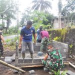 >> Pos kamling yang dibangun Satgas TMMD.