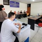 Personel Komisi I saat berkunjung di Bolmong.