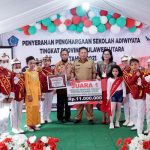 Wawali saat menghadiri penyerahan penghargaan Sekolah Adiwiyata Tingkat Provinsi Sulut
